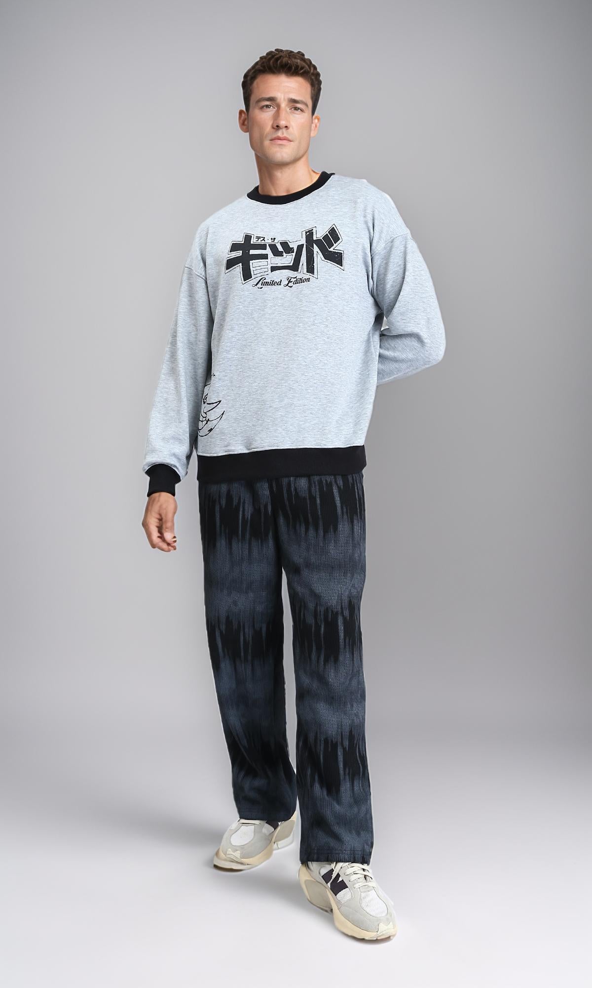 R213577 - سويت شيرت شتوي مطبوع بياقة دائرية - رمادي فاتح