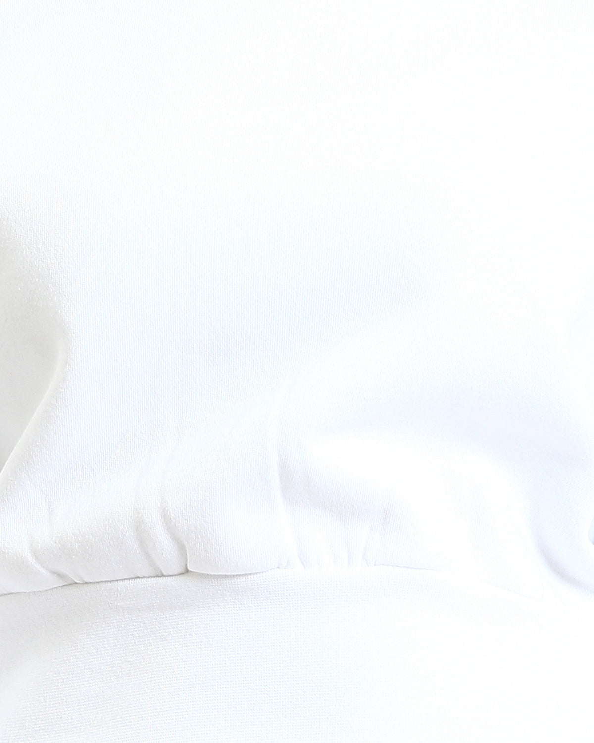 RAVIN | Women’s Sport-Luxe Cinched Graphic Sweatshirt - White - R214415