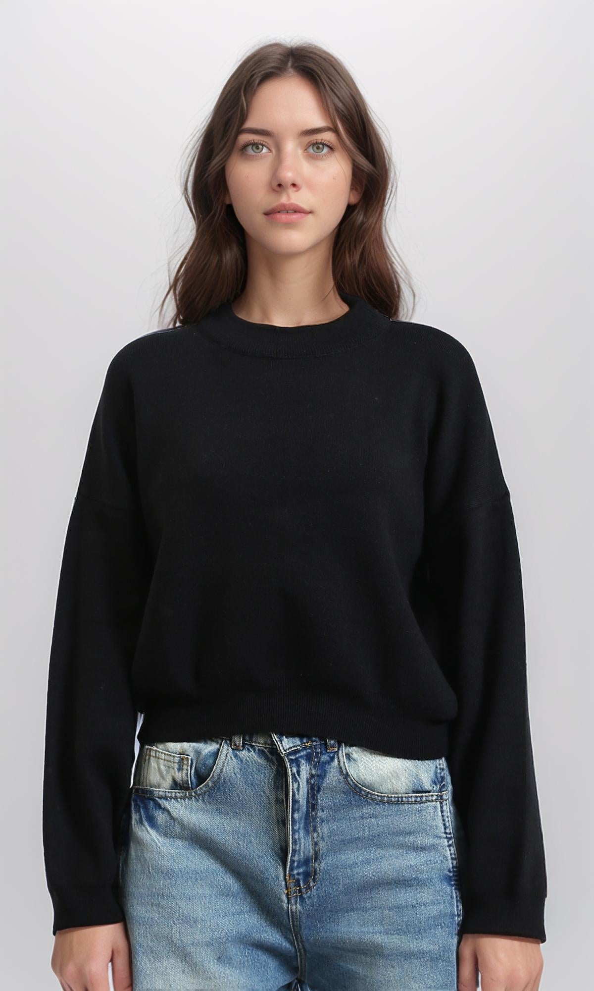 Drop-Shoulders Solid Winter Sweatshirt - Black