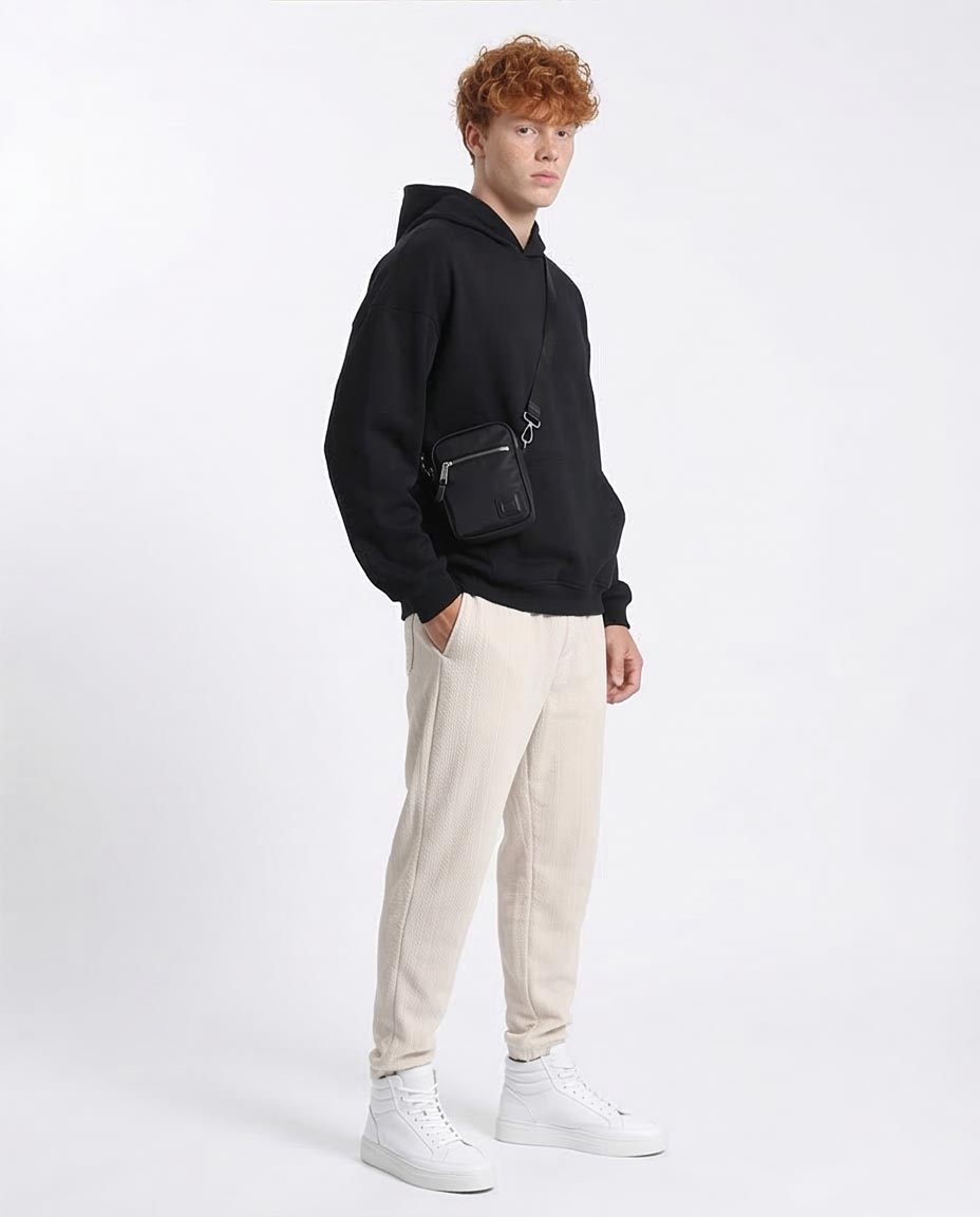 RAVIN Men’s Elevated Oversized Essential Hoodie – Black - R214593
