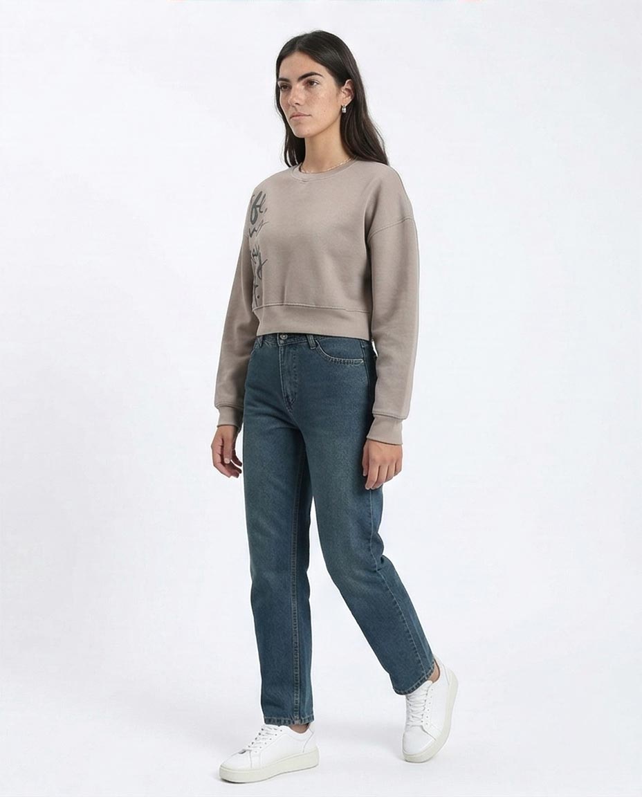 Ravin Women’s Graffiti Print Boxy Cropped Sweatshirt – Mushroom Grey - R214784