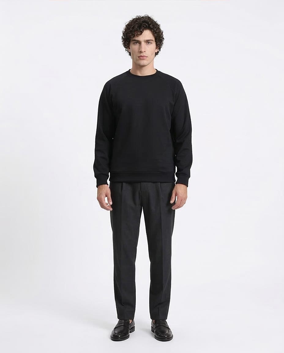 Ravin Men’s Textured Waffle-Knit Raglan Sweatshirt – Black - R214876