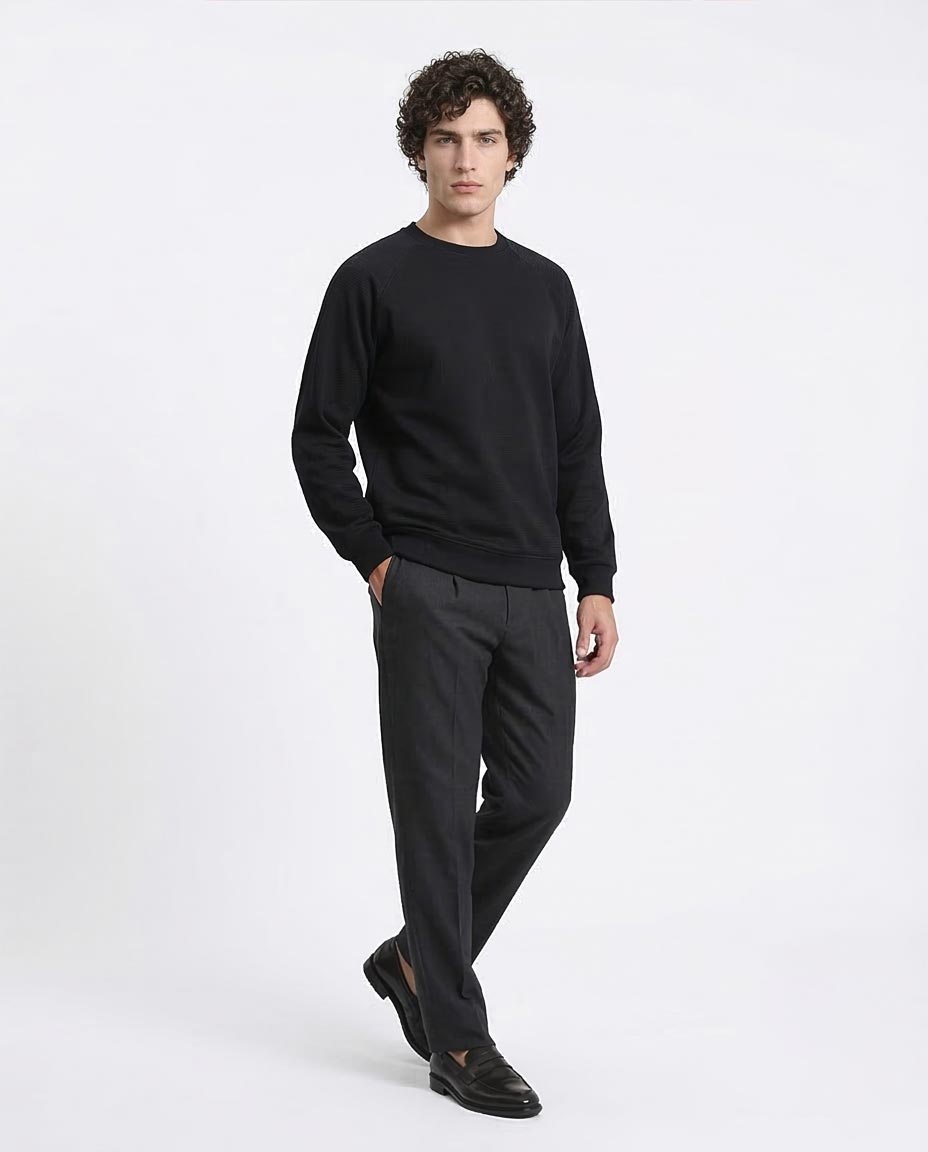 Ravin Men’s Textured Waffle-Knit Raglan Sweatshirt – Black - R214876