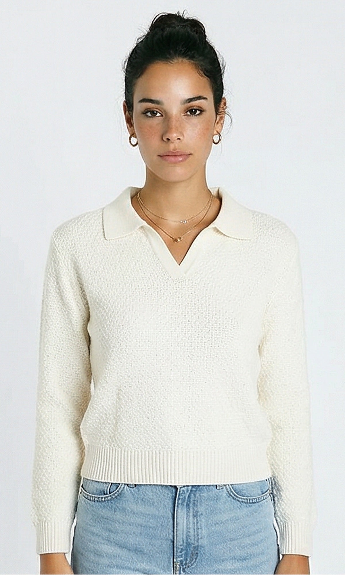 Knitted Polo Pullover with Classic Collar - Off-White