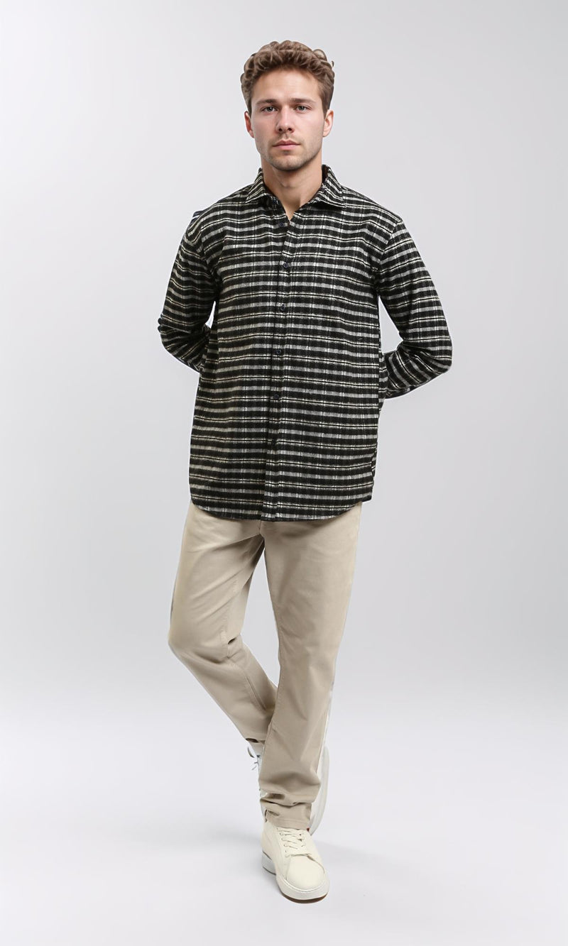 R215010 - Black & White Checkered Casual Shirt