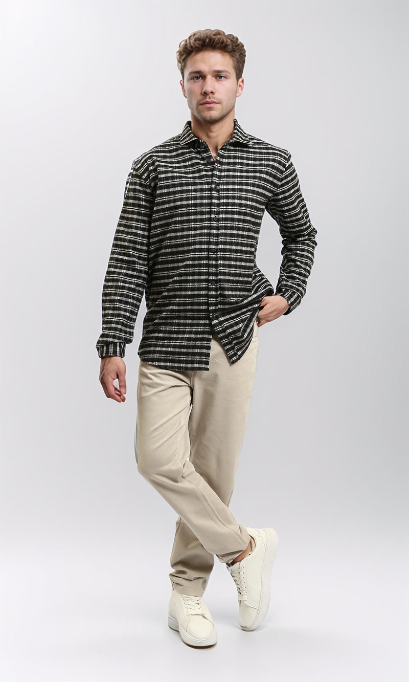 R215010 - Black & White Checkered Casual Shirt