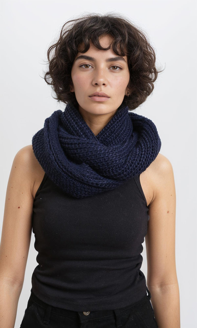 R215255 - Chunky Knit Infinity Scarf - Navy Blue