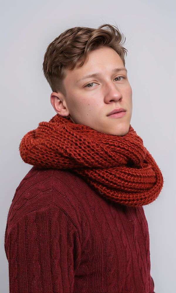 R215257 - Chunky Knit Infinity Scarf - Rust Red