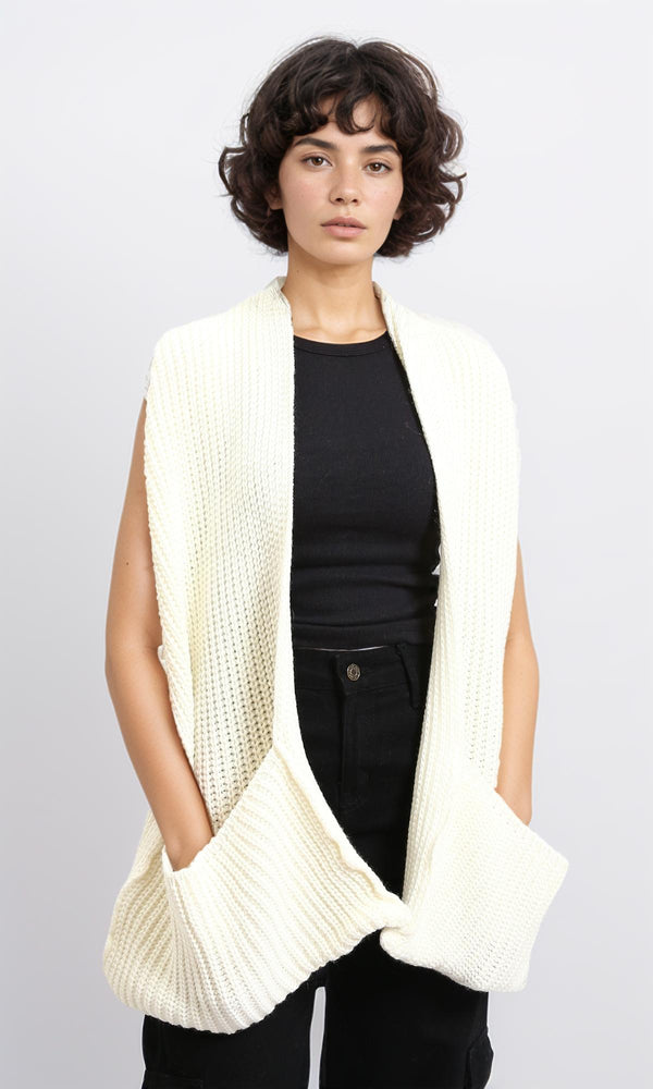 R215259 - Slip On Knitted Scarf with Pockets - Off-White