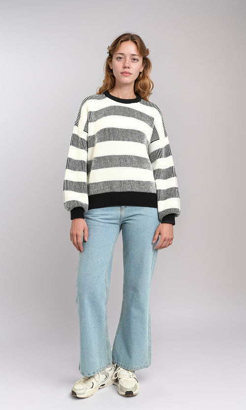 R215290 - Crew Neck Striped Casual Sweater - Black & White