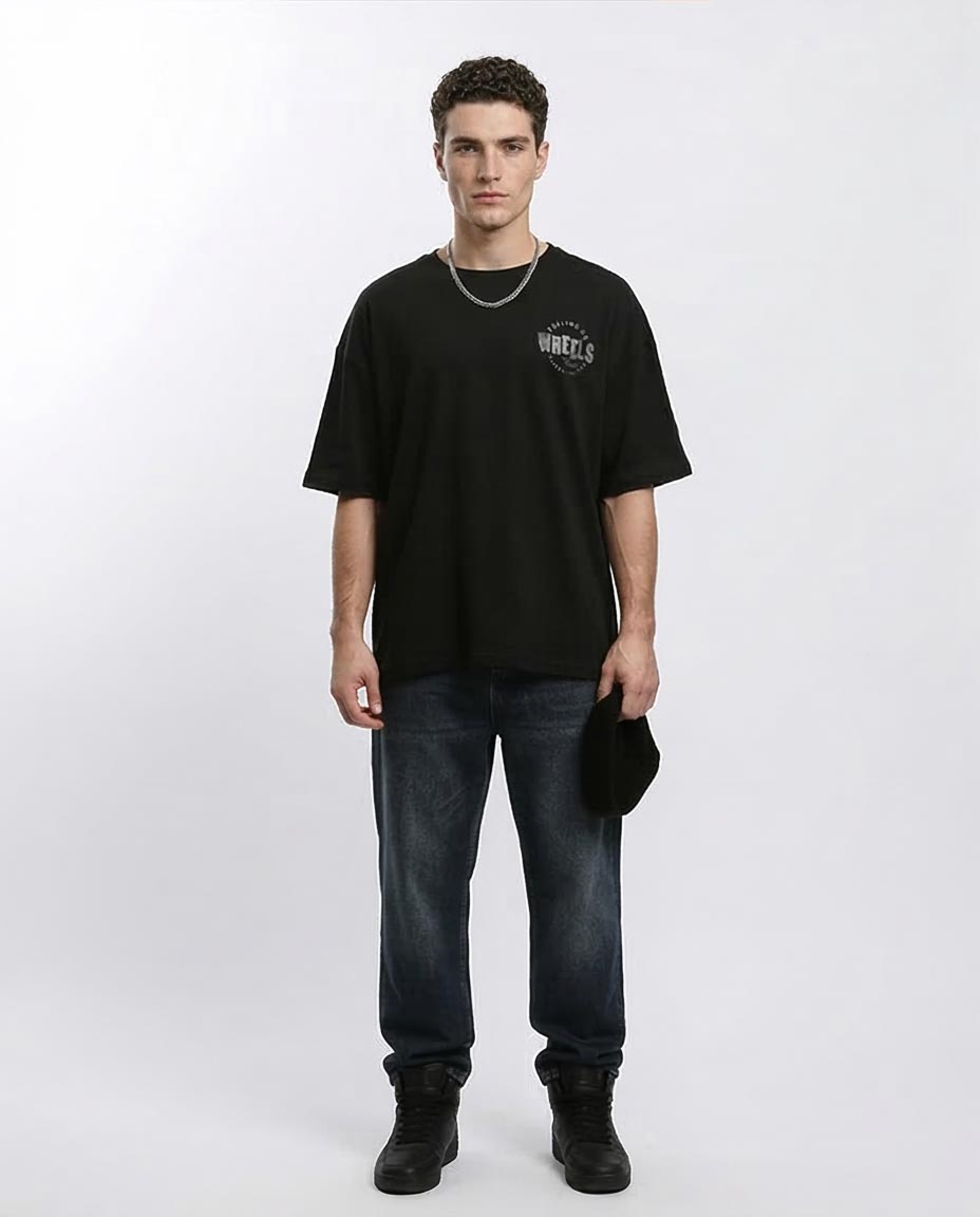 RAVIN Men’s Oversized "Rolling on Wheels" Graphic T-Shirt – Black - R215733