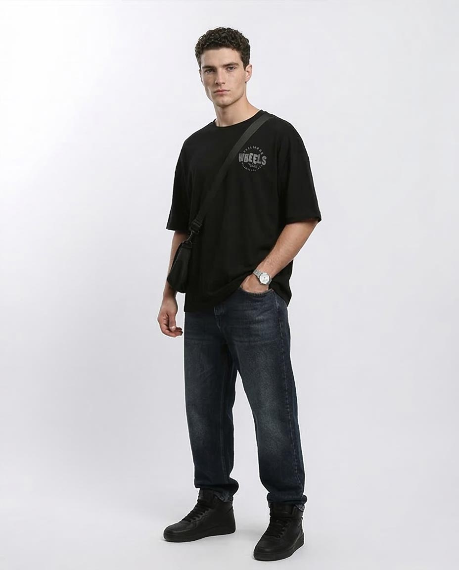 RAVIN Men’s Oversized "Rolling on Wheels" Graphic T-Shirt – Black - R215733