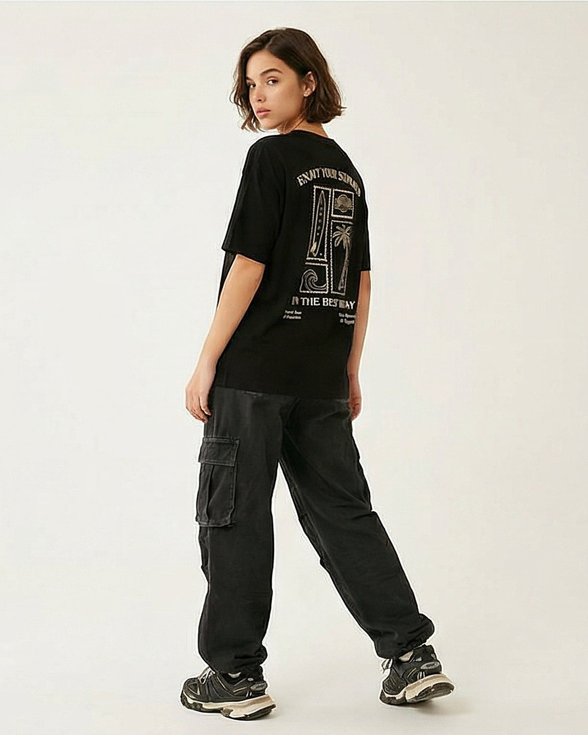 R215759 - "The Beauty of Egypt" Elbow Sleeve Tee - Black