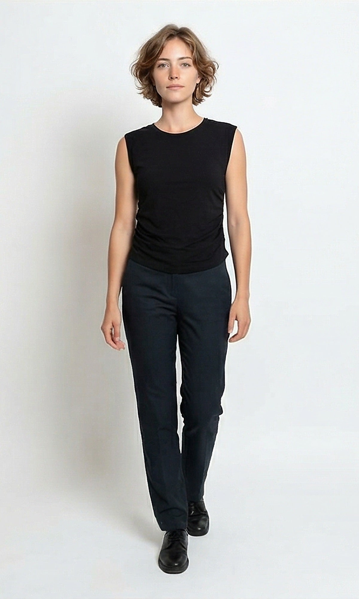 Sleek Minimalist Sleeveless Ruched Top - R215849