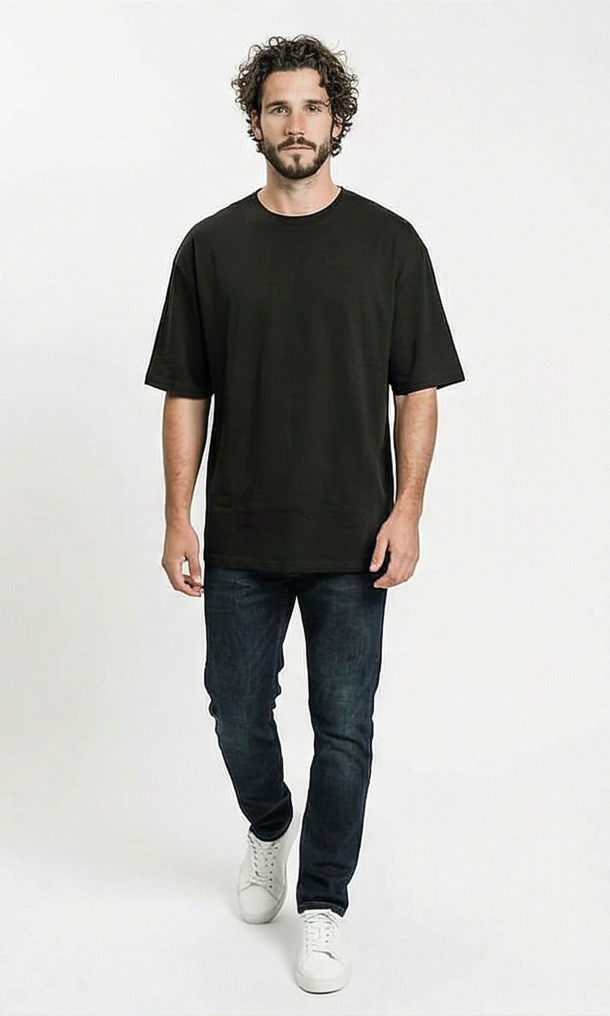 Black Oversized Relaxed Fit Crew Neck Tee - R216109