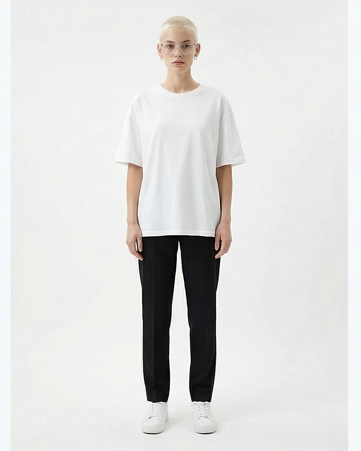 White Oversized Relaxed Fit Cotton T-Shirt - R216132