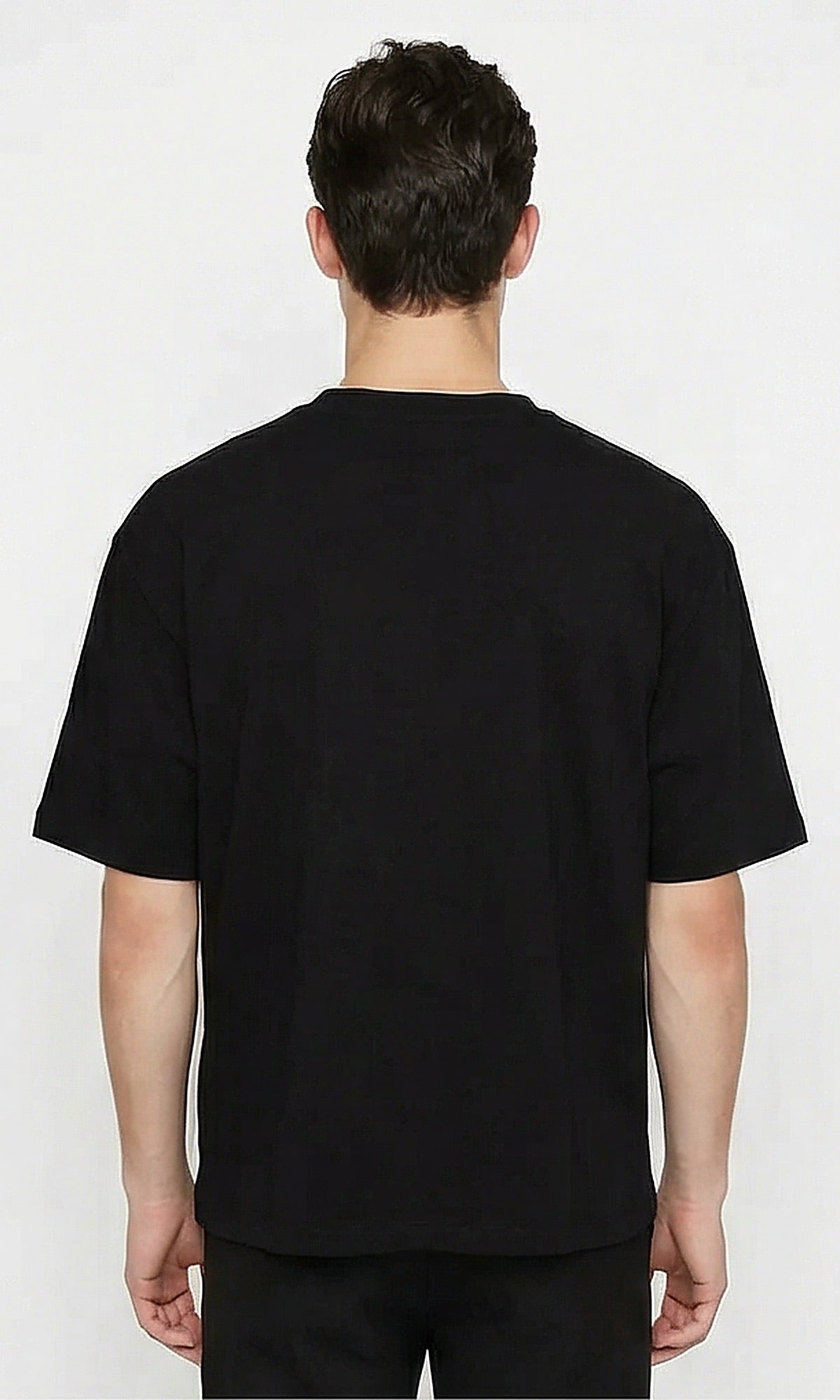 Midnight Black Relaxed Fit Essential Tee - R216562