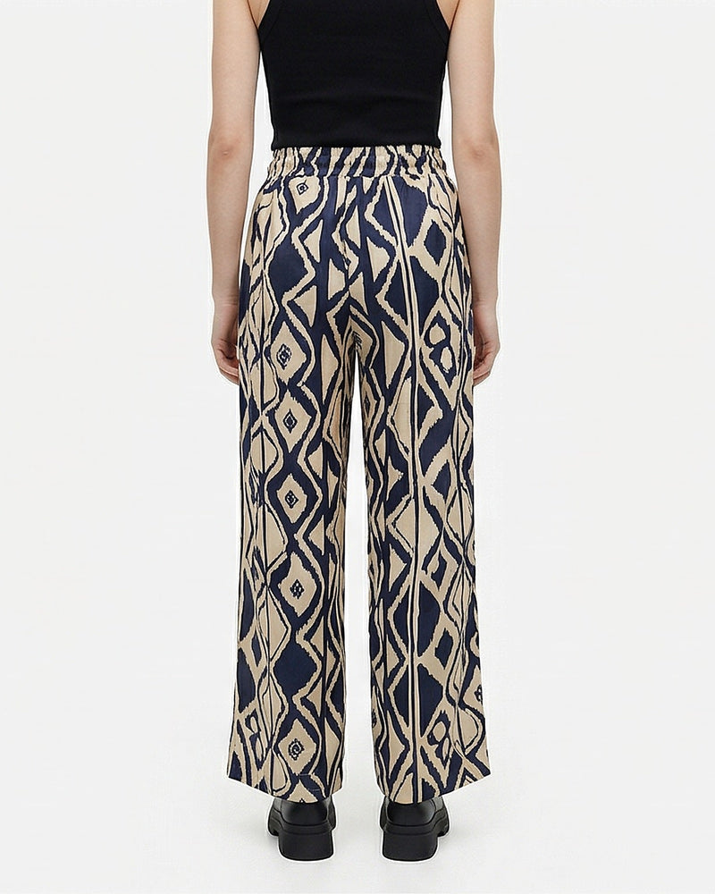 R216613-S26W373-BLACK (WTC)