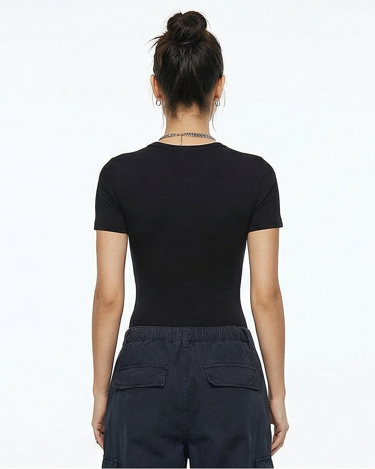 Essential Noir Fitted Crew Neck Tee - R216812