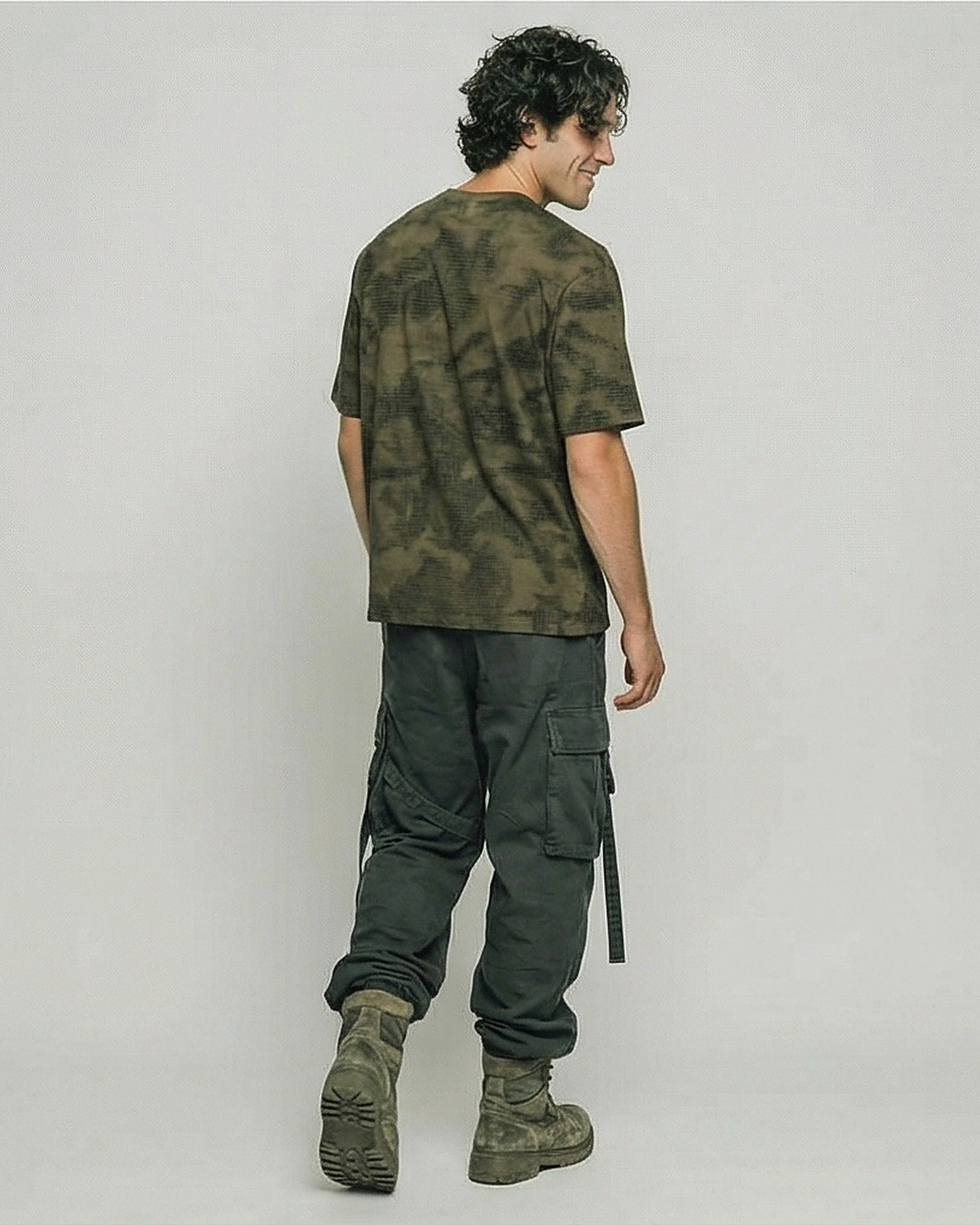 Ravin Men's Olive Camo Graphic Print T-Shirt
