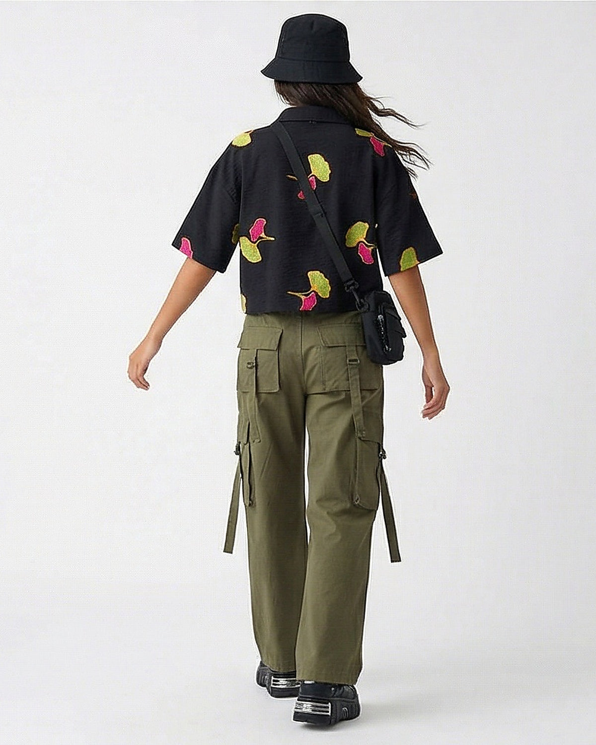 Ravin Embroidered Ginkgo Linen Cropped Shirt – Black - R216950
