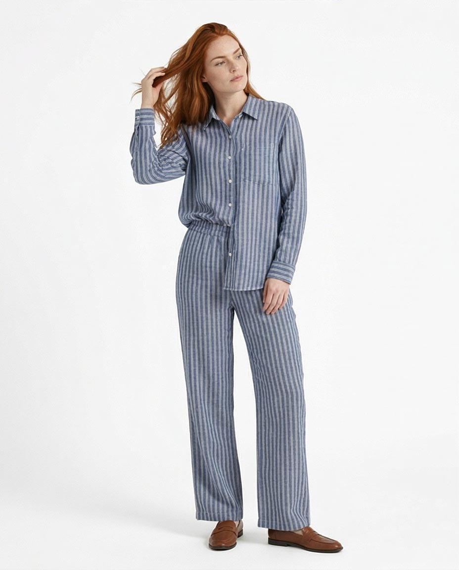 قميص كاجوال بأكمام طويلة ومزيج كتان مخطط باللون الأزرق