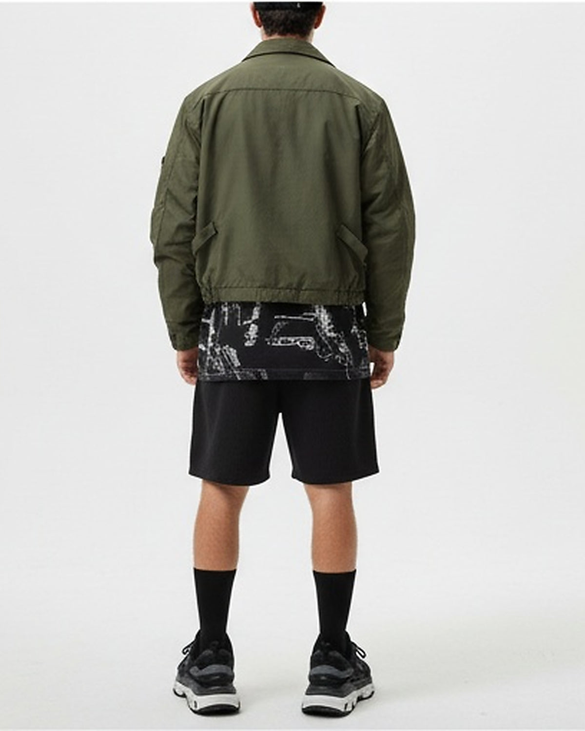 Ravin Men’s Textured Relaxed Popcorn Shorts - White - R217140