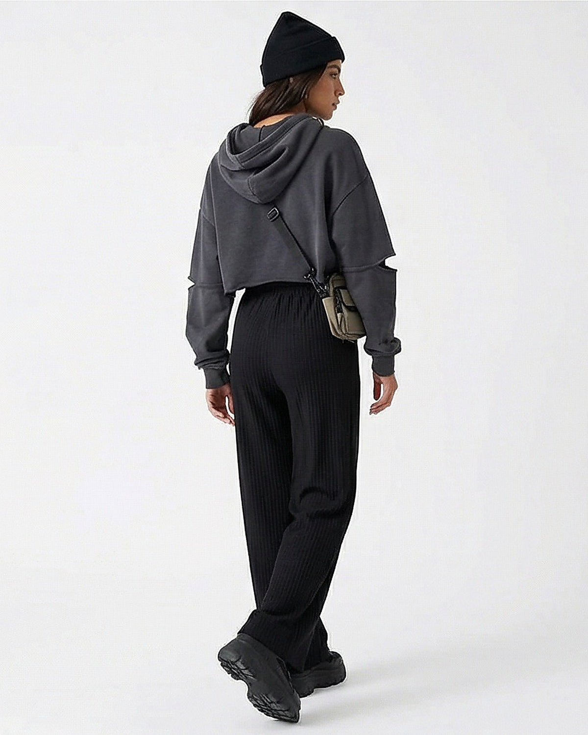 Ribbed Wide-Leg High-Waisted Trousers - Black