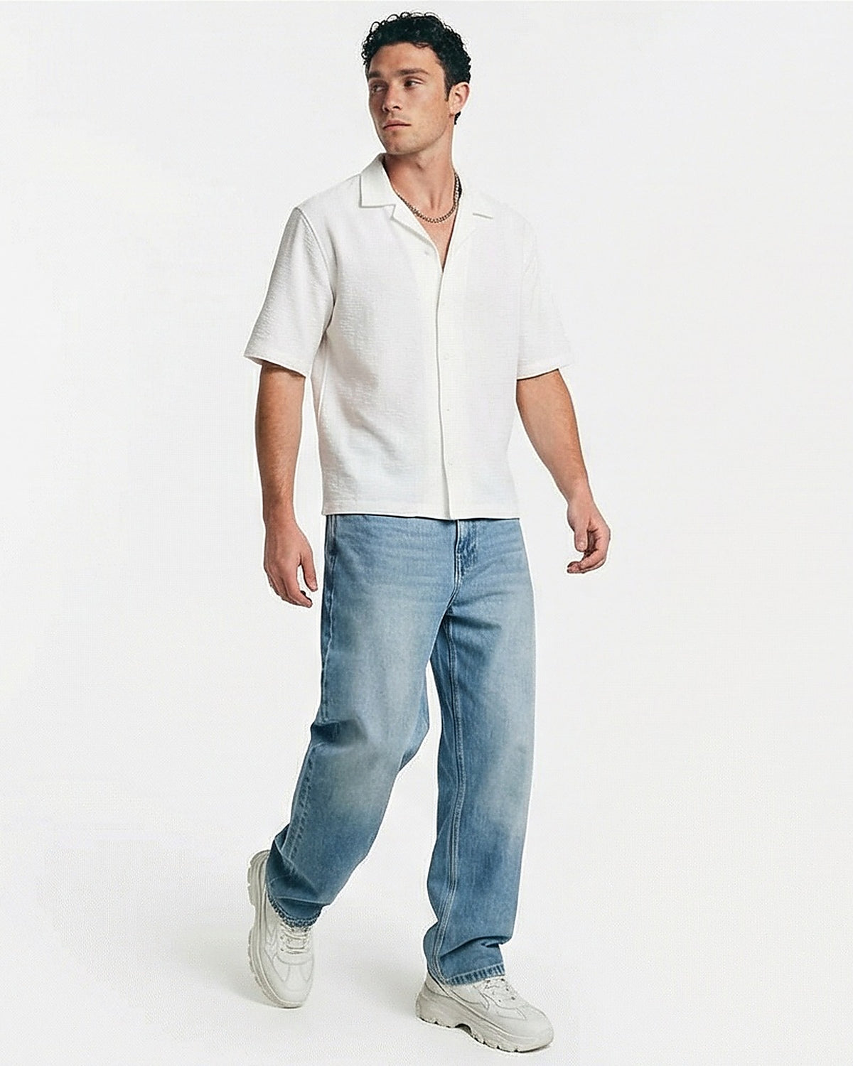 Off-White Textured Camp Collar Short Sleeve Shirt - R217166