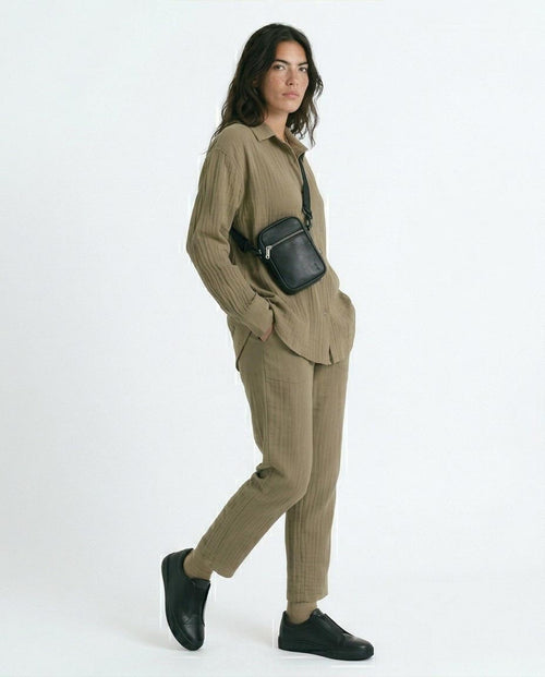 Ravin R217306 Relaxed Fit Crinkle Plissé Button-Down Shirt – Olive - R217306