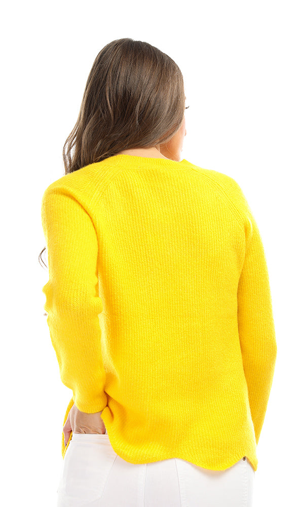 50988 Shinny Yellow Zigzag Ends Pullover