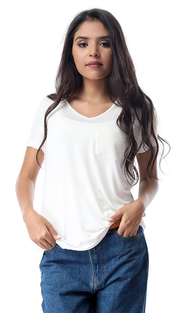 53468 Fluffy Basic Top With Front Pocket - Off-White