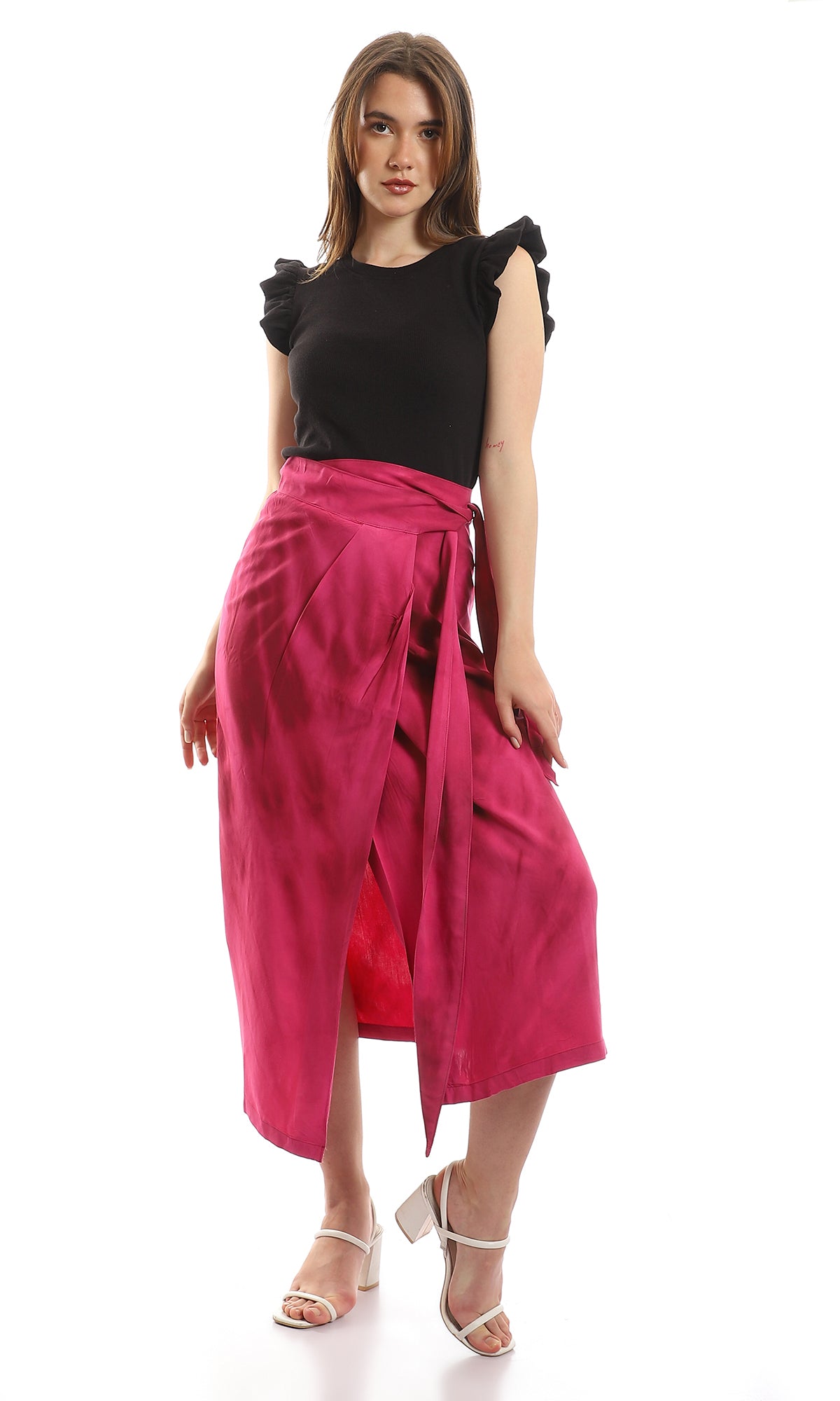 95491 Ruffled Cape Sleeves Black Plain Tee