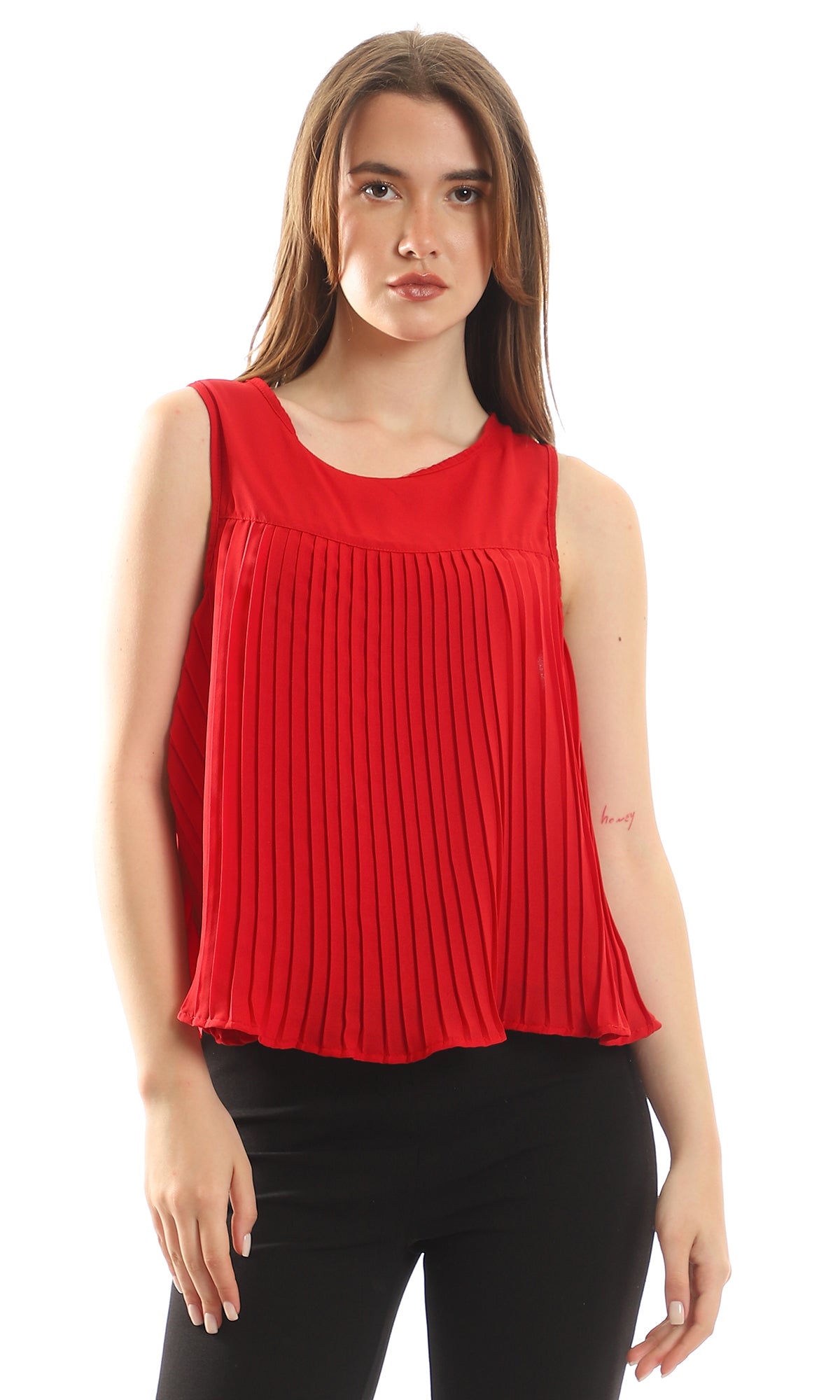 97126 Plisse Classic Red Top With Back Button