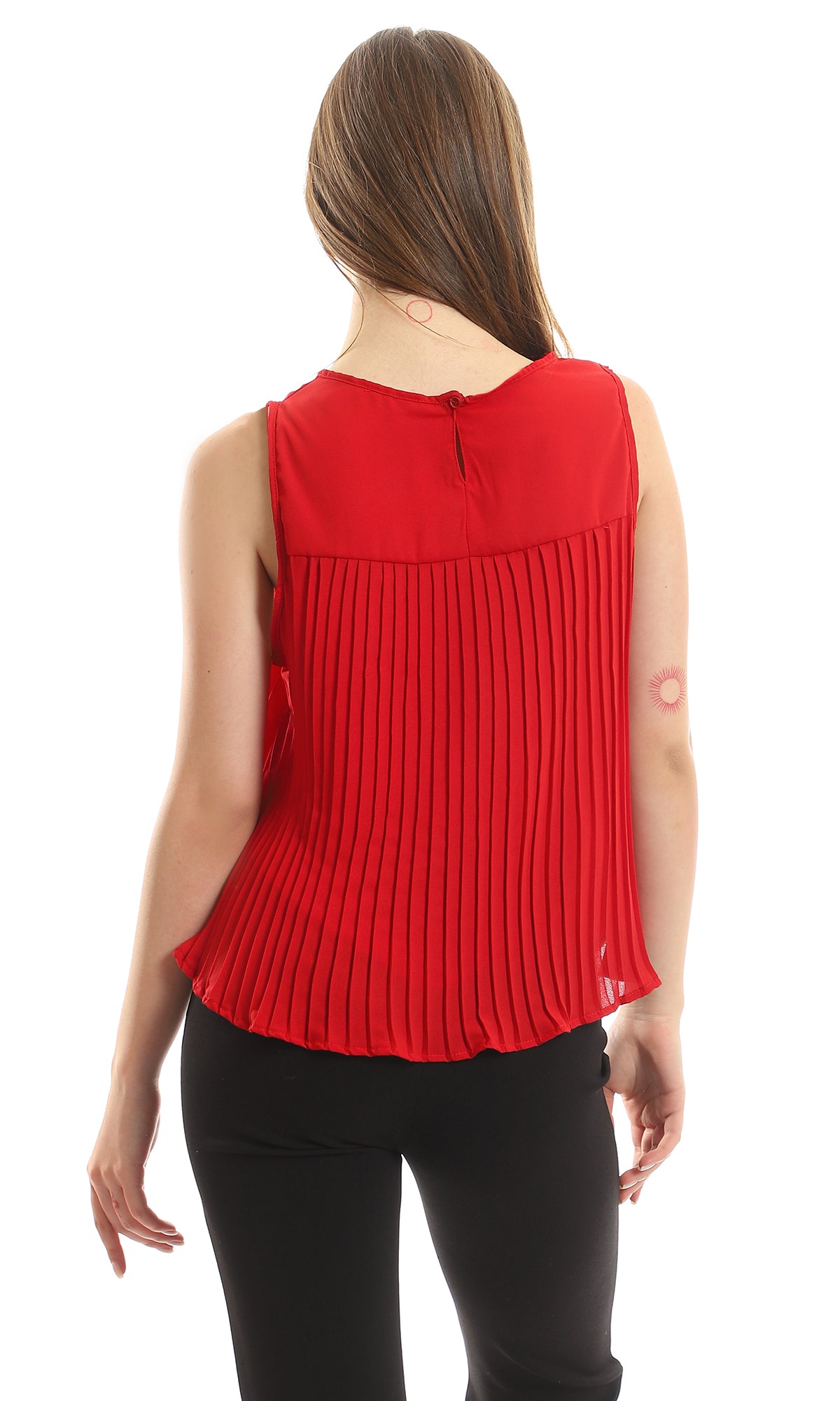 97126 Plisse Classic Red Top With Back Button