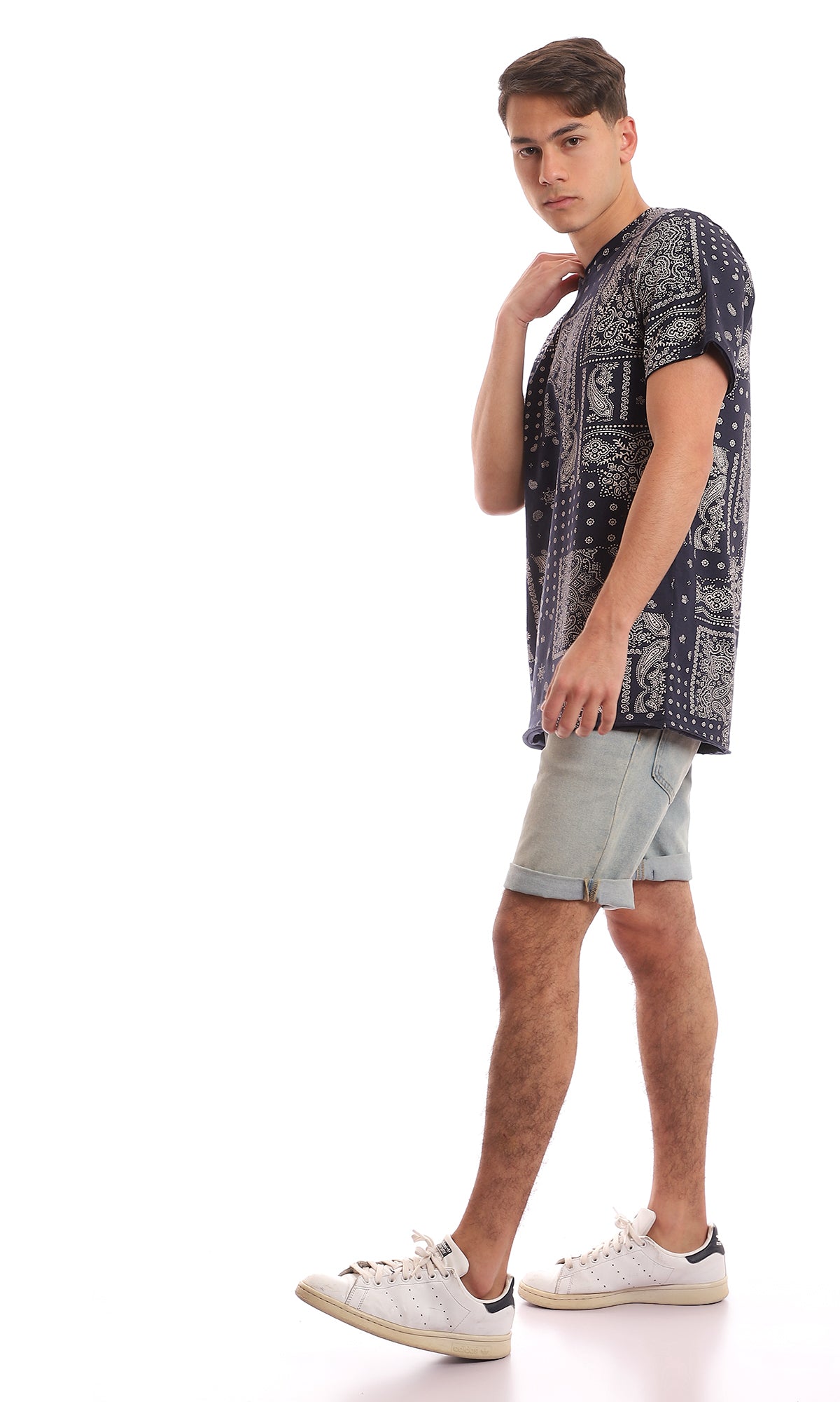 97178 Trendy Patterned Navy Blue Casual Tee