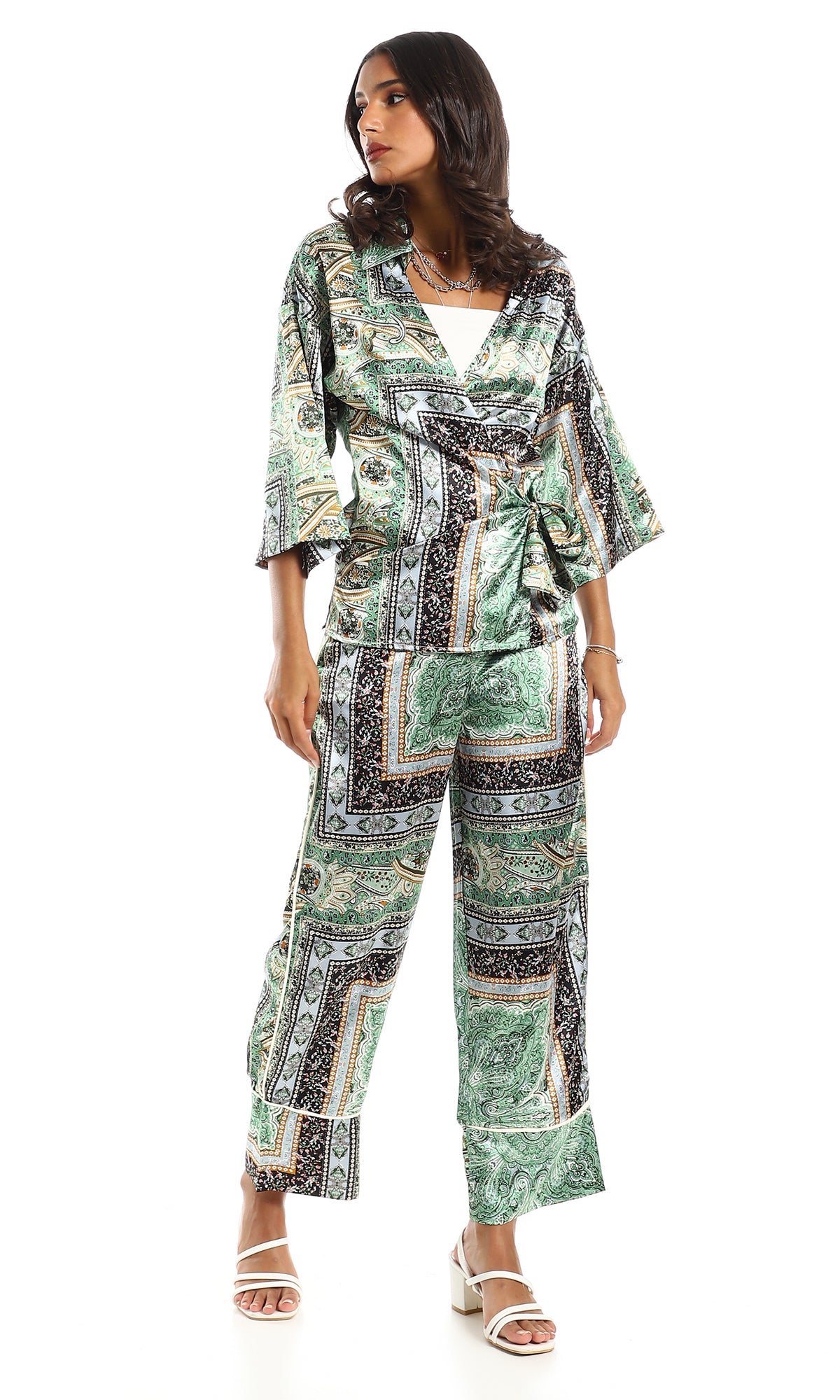 97479 Femmes Chemise à manches longues