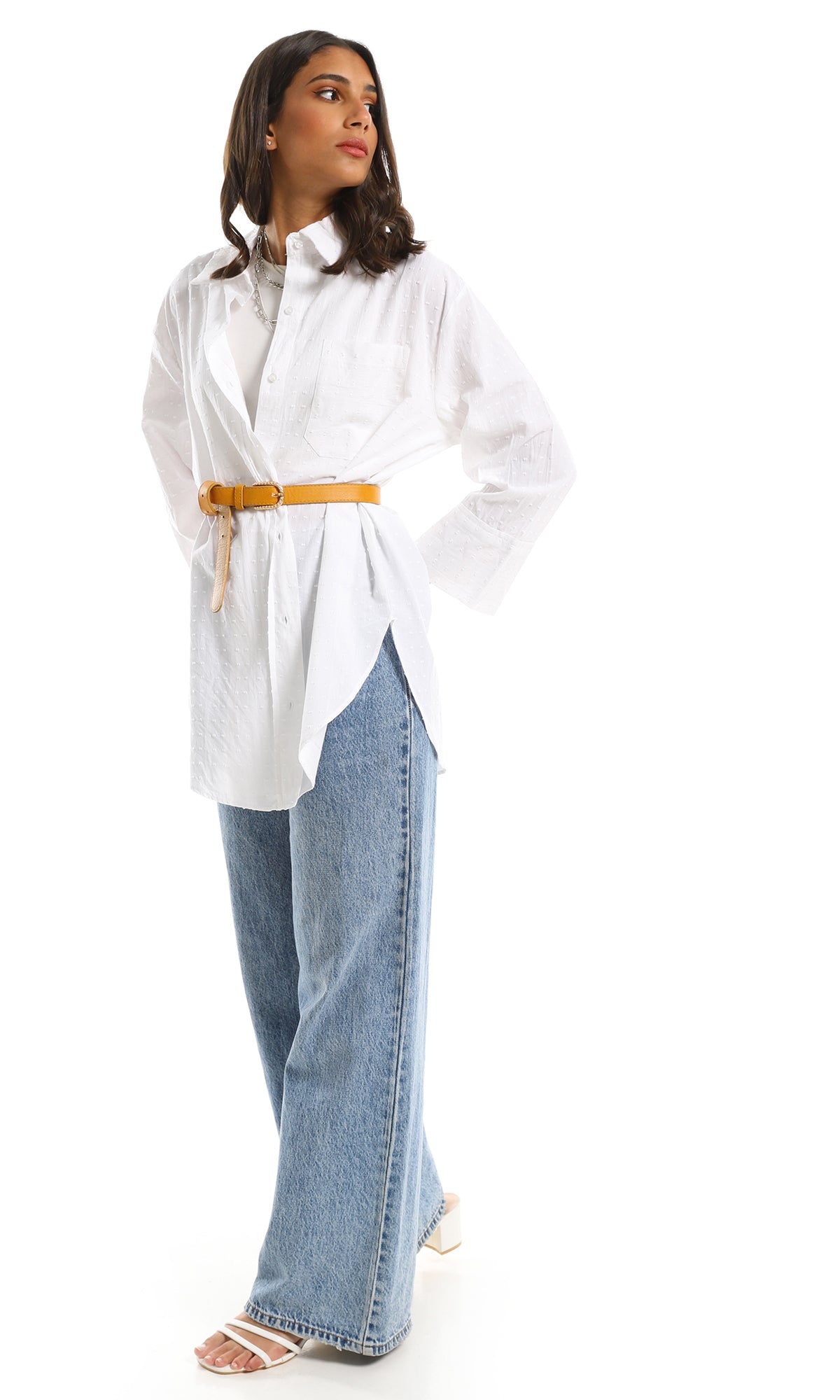 97499 Front Pocket Stitched White Shirt