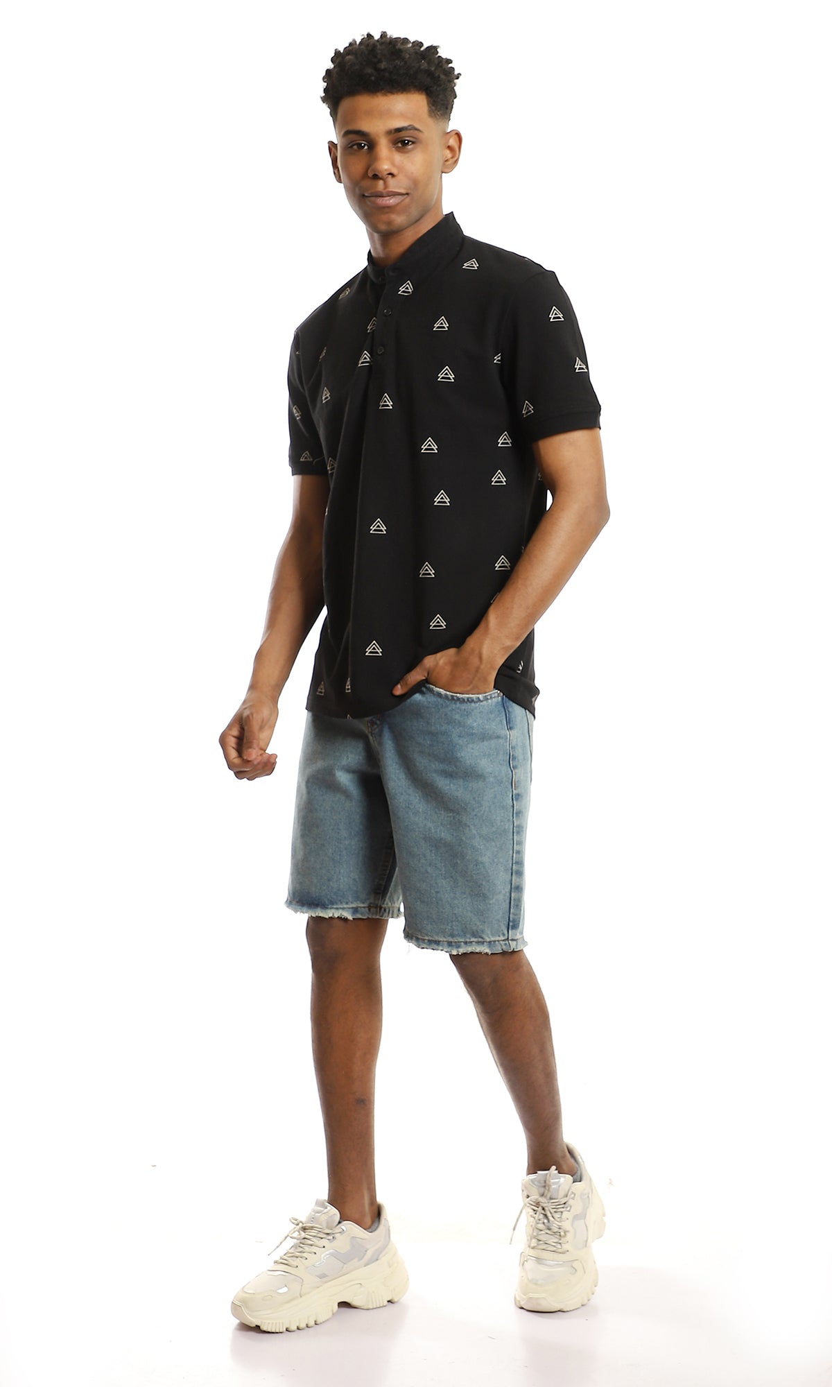 97555 Mandarin Collar Black Polo Shirt With Triangles Pattern