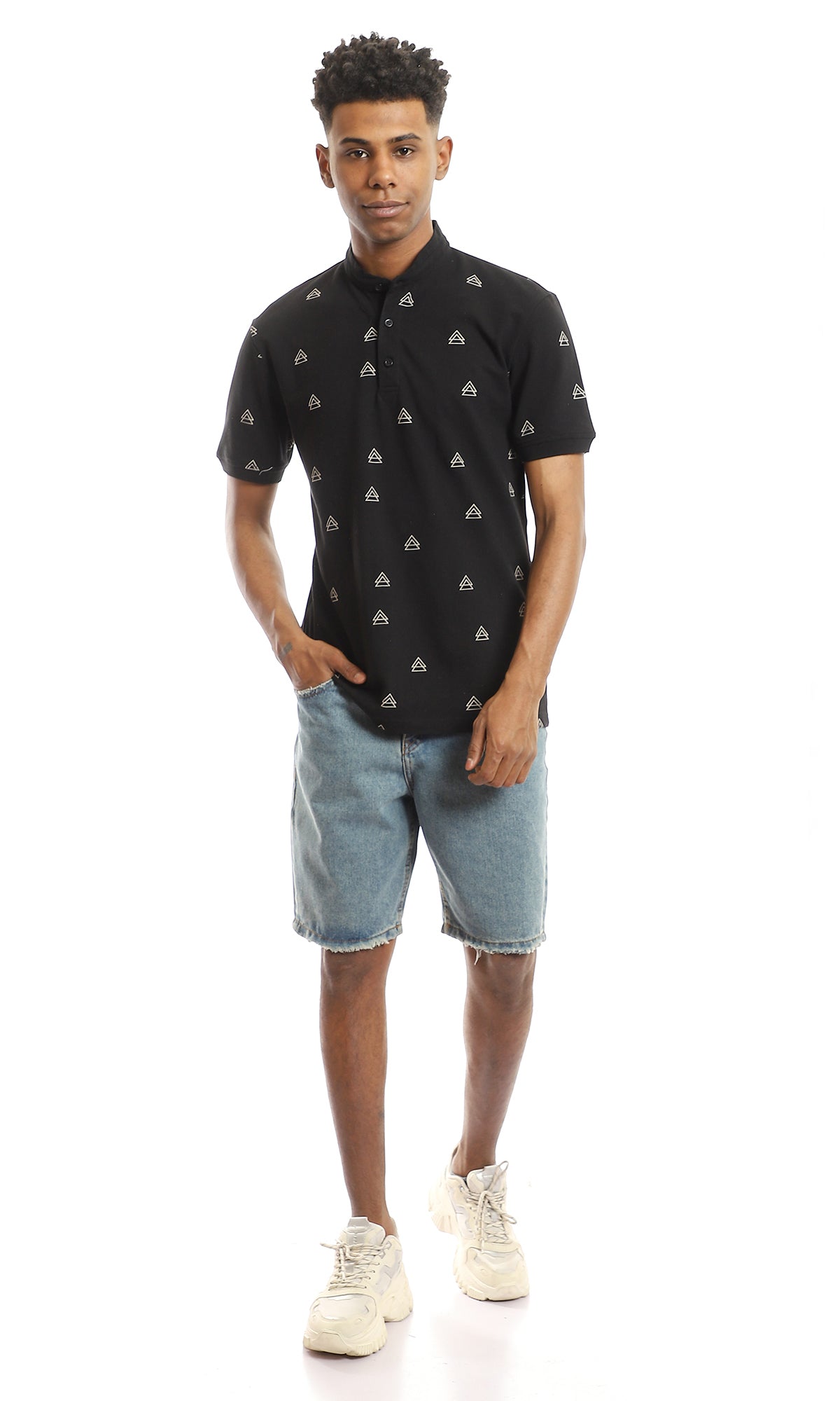 97555 Mandarin Collar Black Polo Shirt With Triangles Pattern