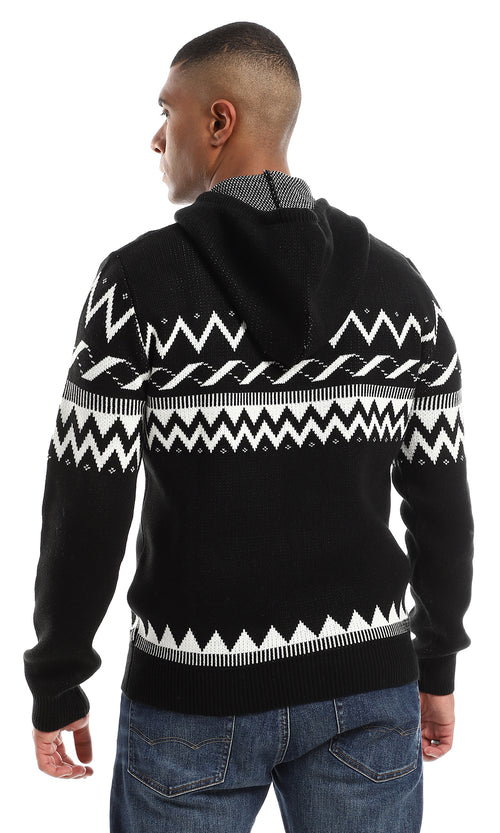 بلوفر محبوك بهودي نمط زجزاج - أبيض وأسود