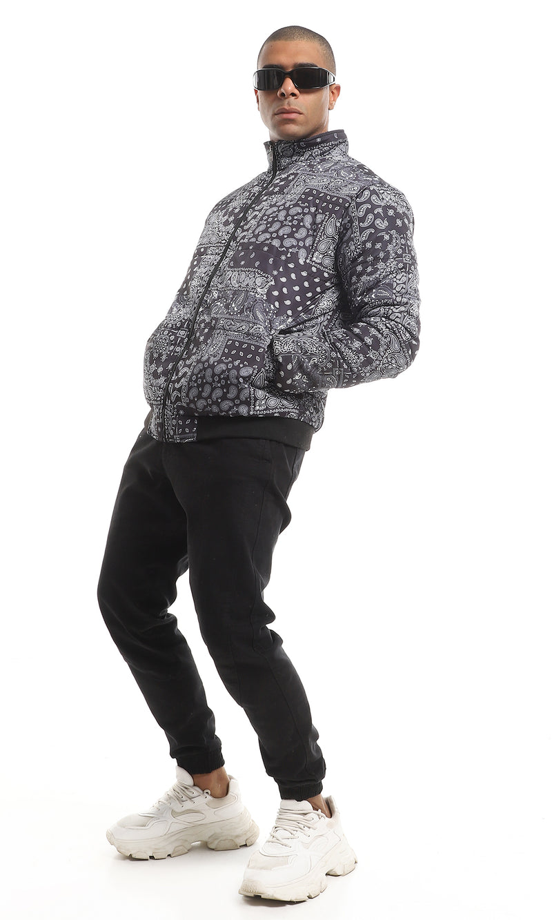 جاكيت منفوخ بيزلي بالكامل لون أبيض