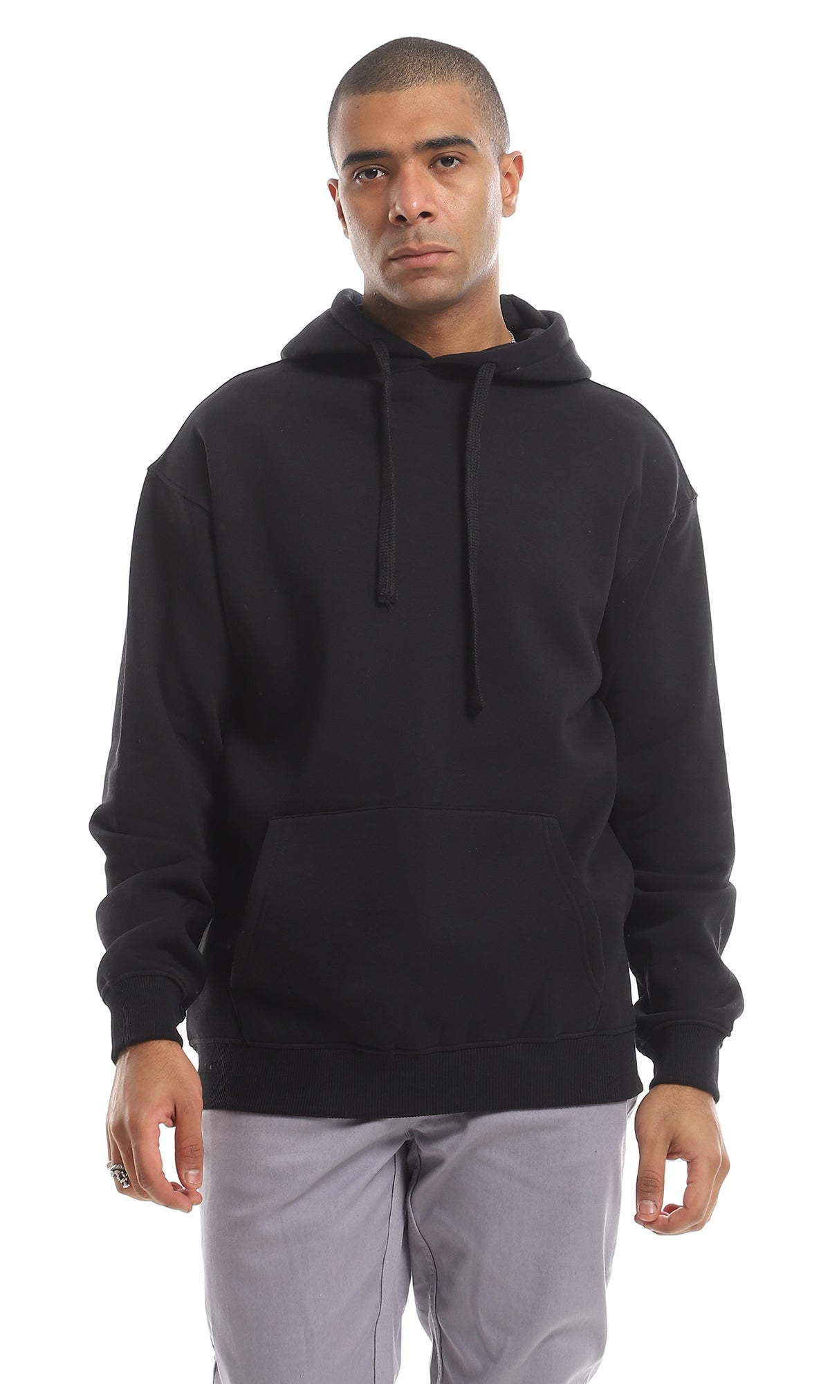 O157576 Essential Black Hoodie With Inner Fleece And Kangaroo Pockets