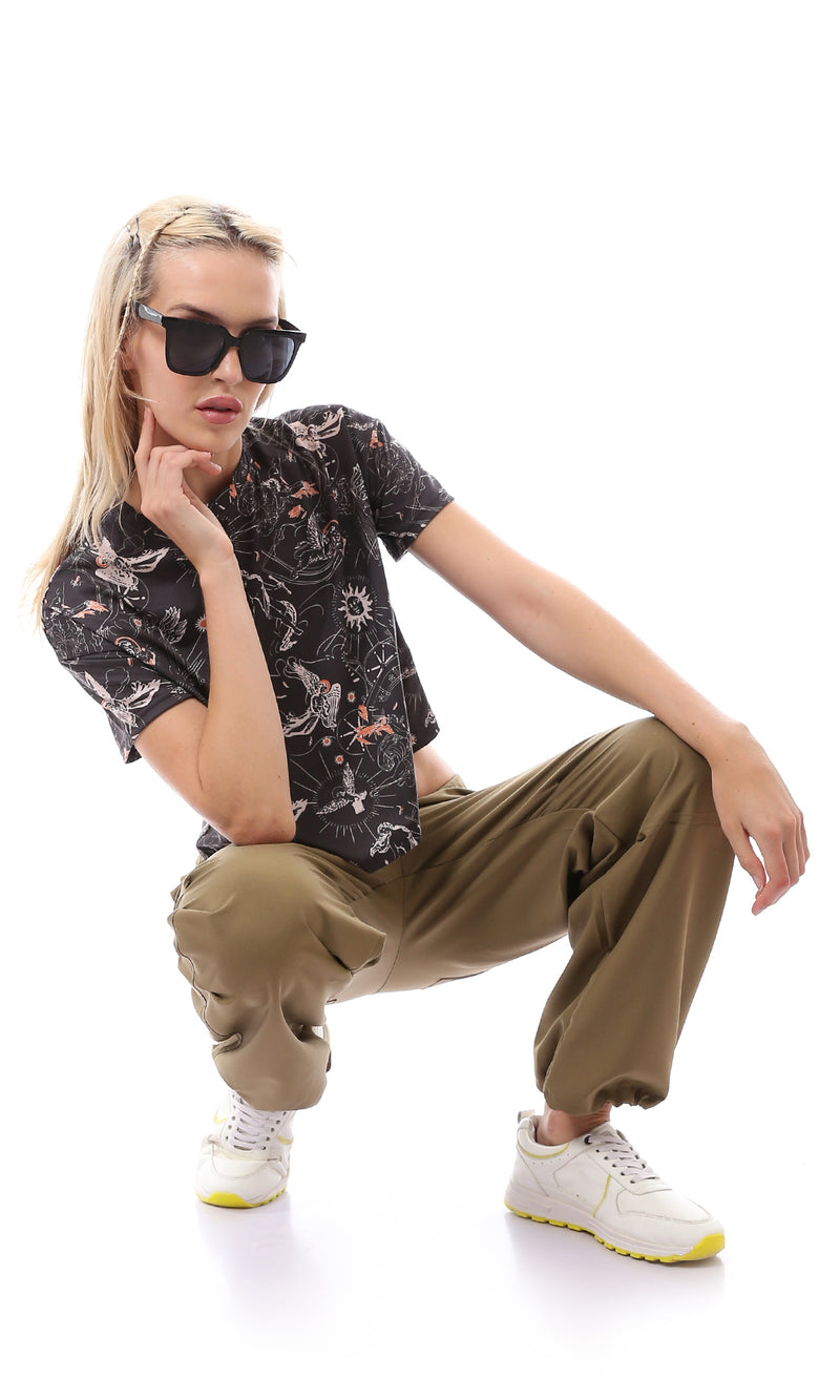 تيشيرت قصير متعدد الألوان بأكمام قصيرة منقوش 