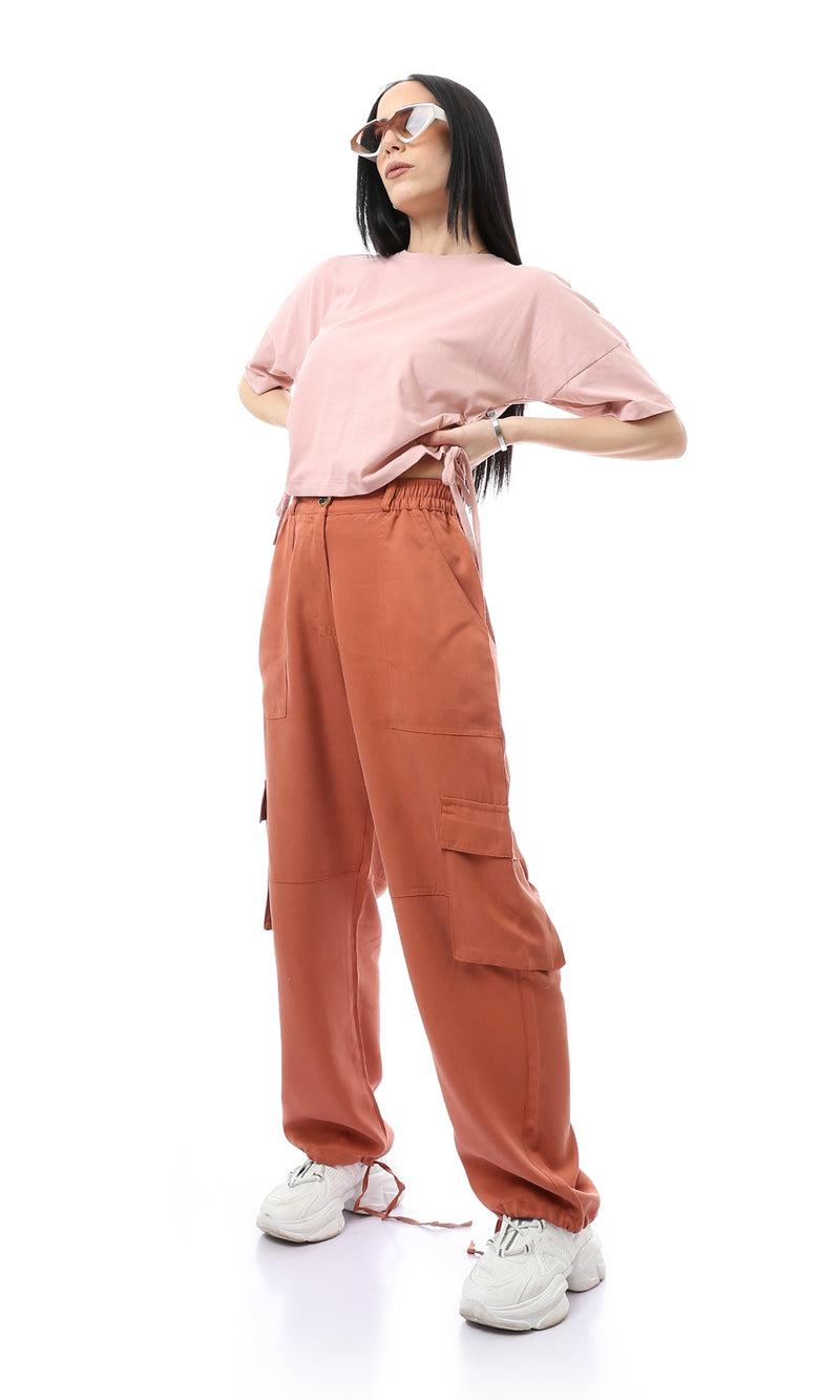 O165471 امرأة قصيرة من النساء