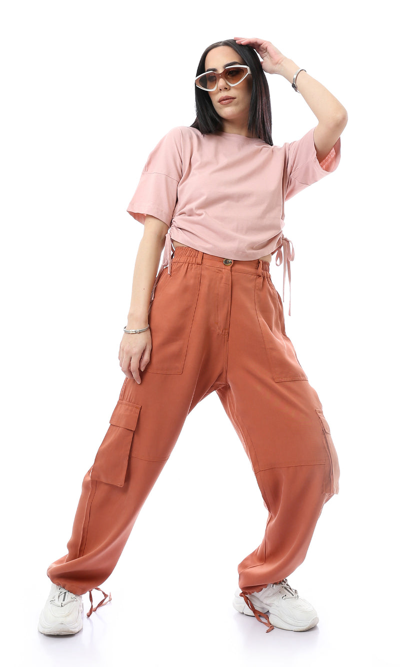 O165471 امرأة قصيرة من النساء