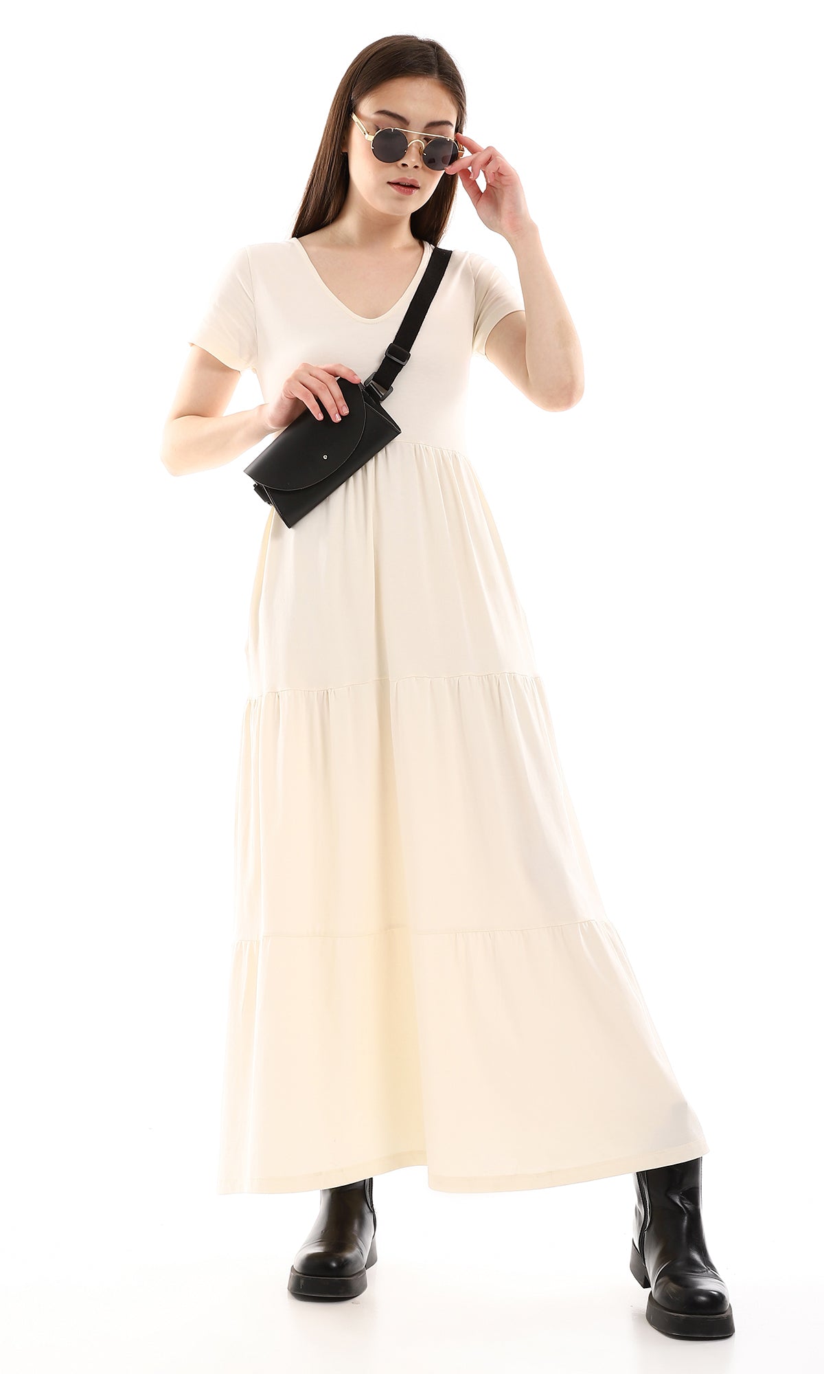 O165846 Simple Tiered Off-White Short Sleeves Dress