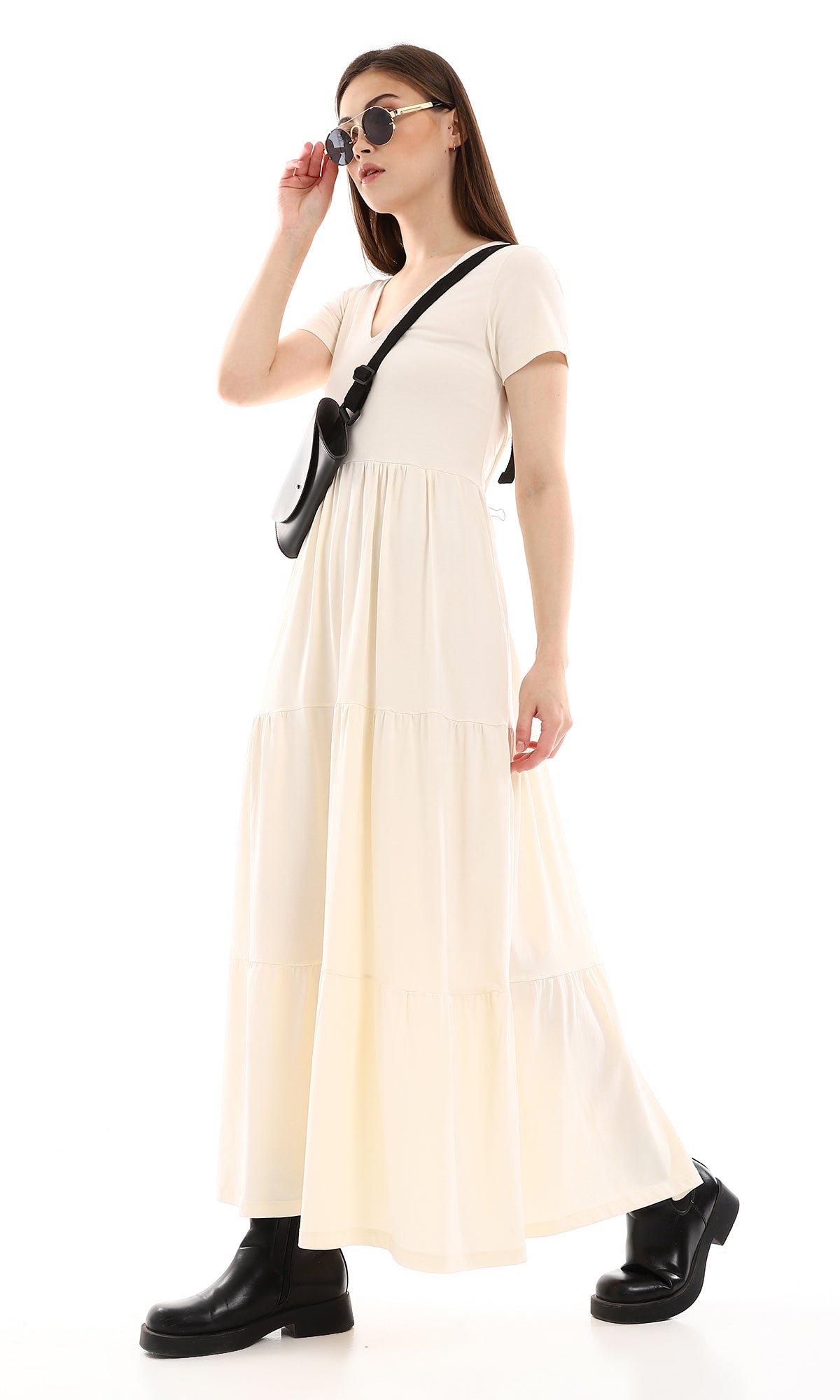 O165846 Simple Tiered Off-White Short Sleeves Dress