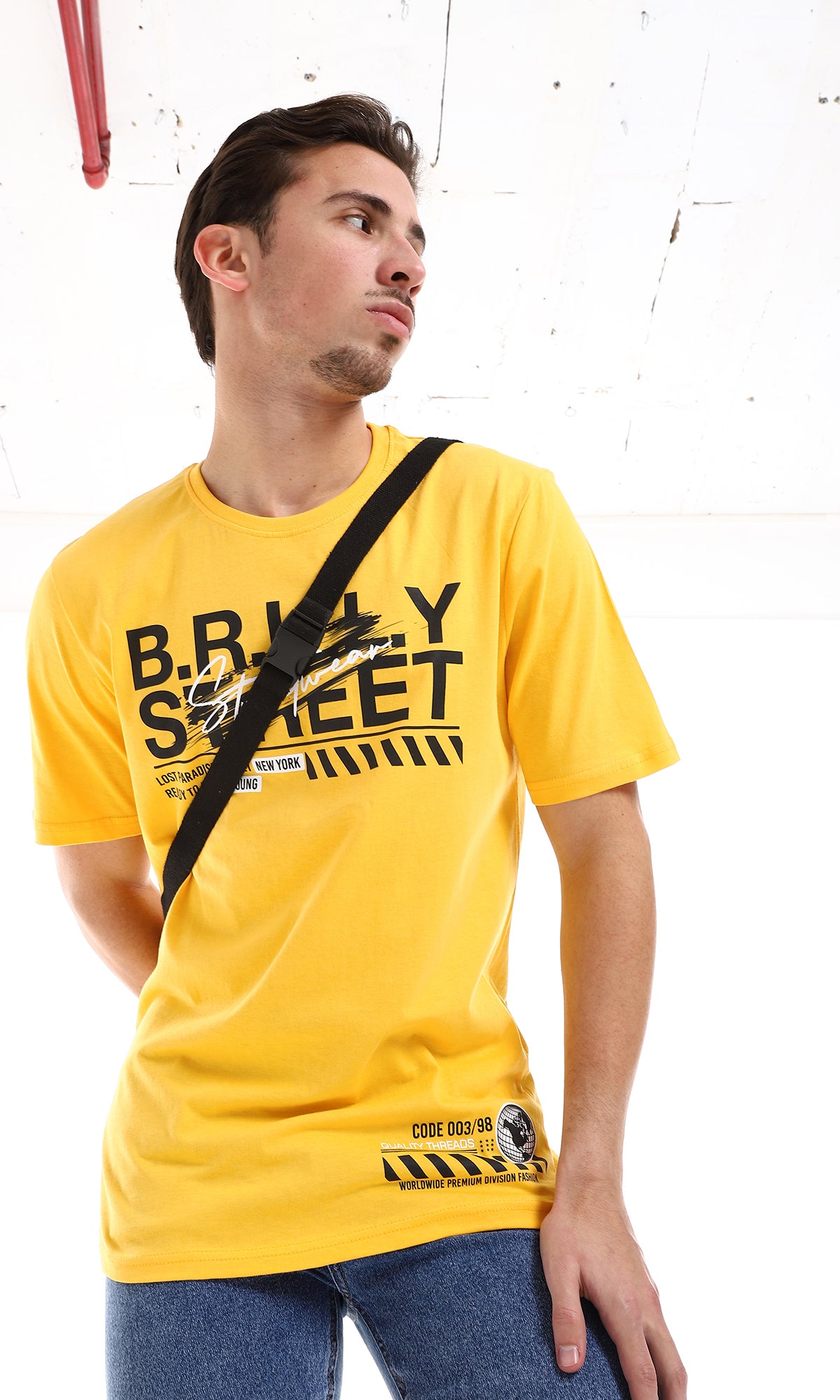 O165980 Mango & Black Chest Printed Tee