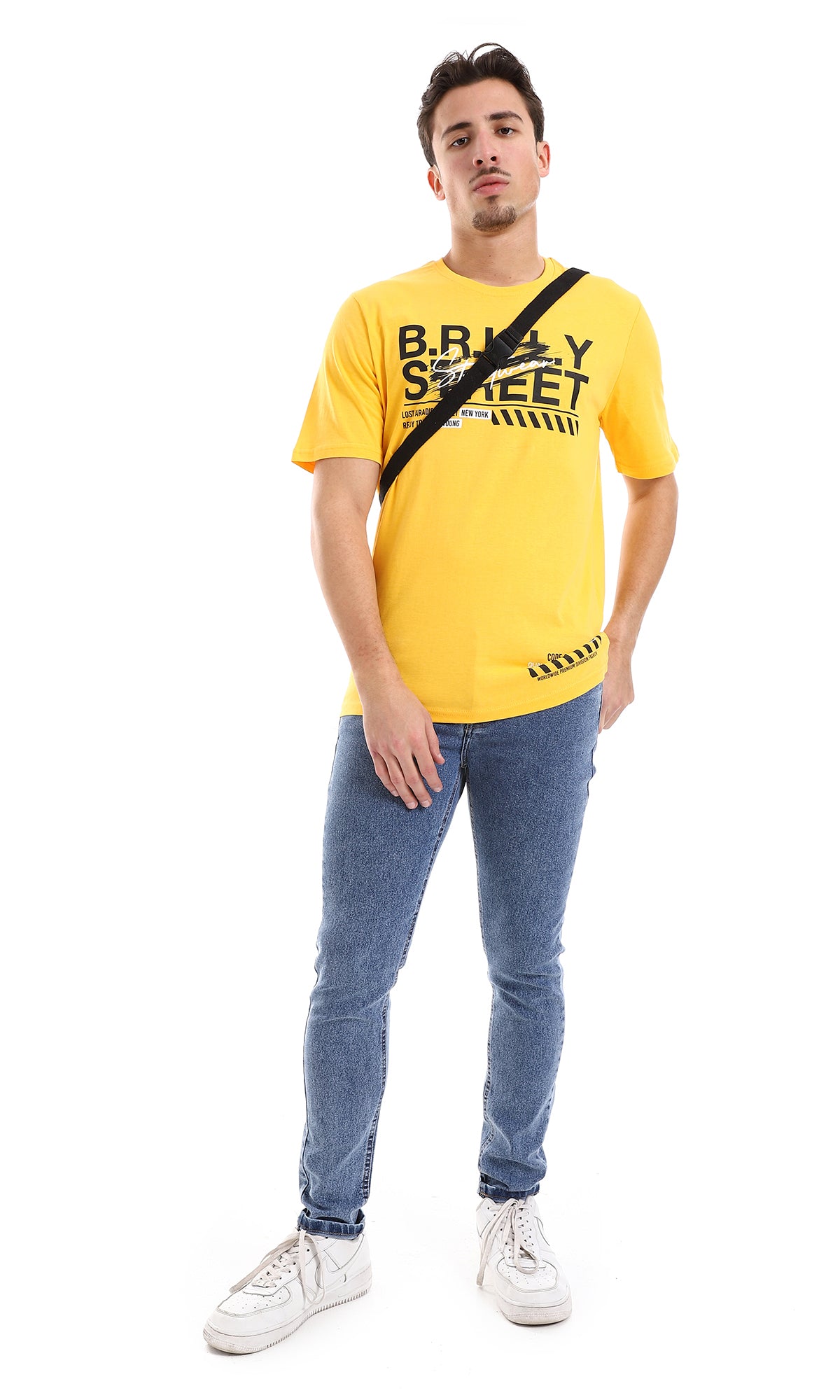 O165980 Mango & Black Chest Printed Tee